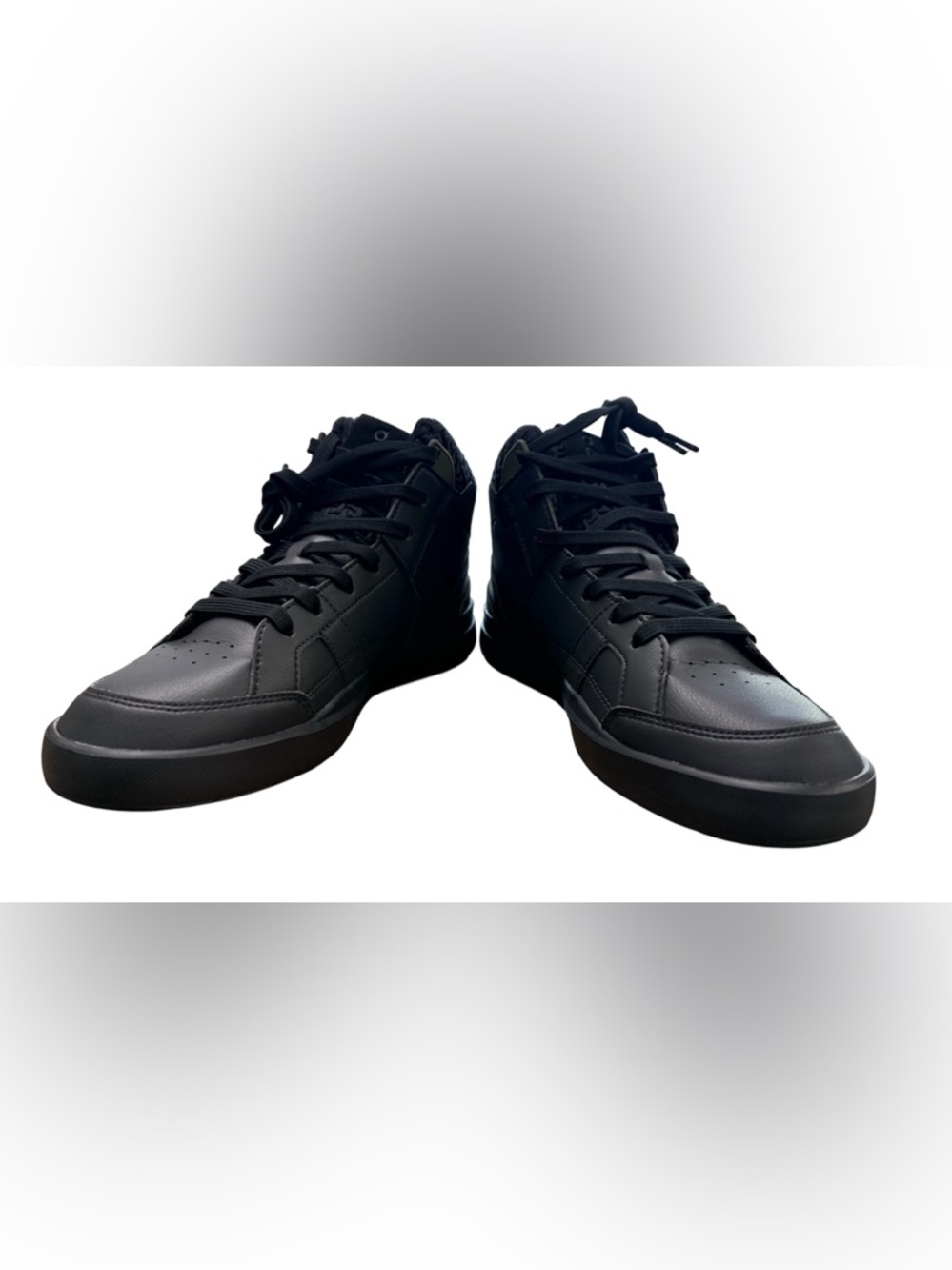 NIB W8- Onrunning THE ROGER Clubhouse Shoes with box - Picture 2 of 7